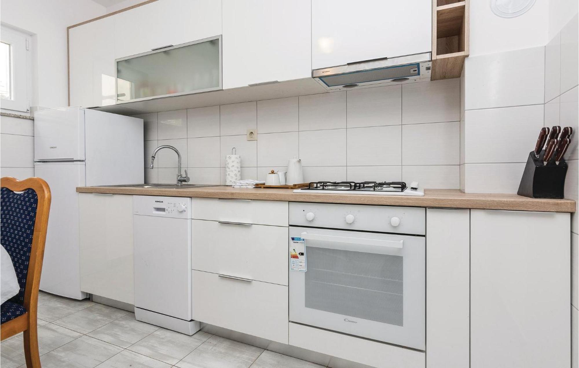 Stunning Home In Zadar With Kitchen Phòng bức ảnh